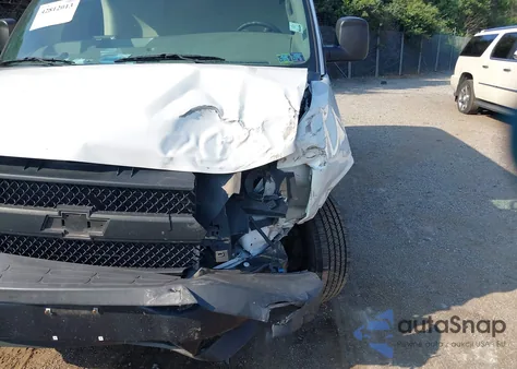 2017 Chevrolet Express G2500 Work Van из США, поврежденный, VIN 1GCWGAFF0H1342190